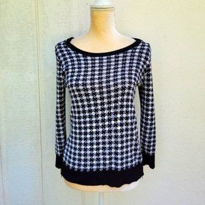 Apt 9 Houndstooth Black and cream sweater sz xs